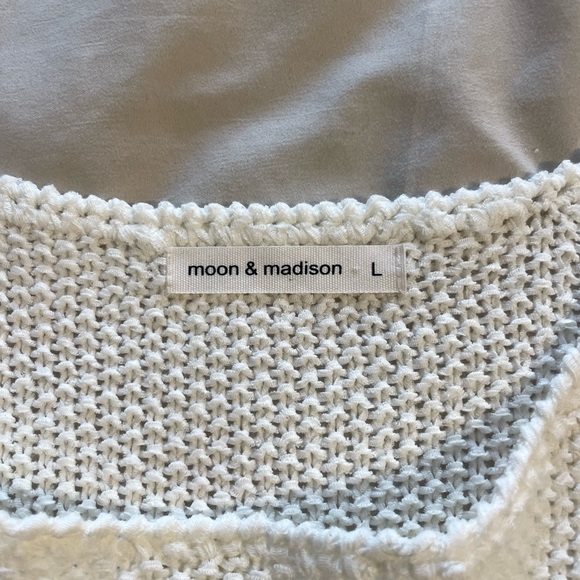 moon & madison Cream Crew Neck Sweater - Picture 2 of 2